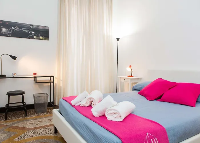 Leone X Hotel Génova